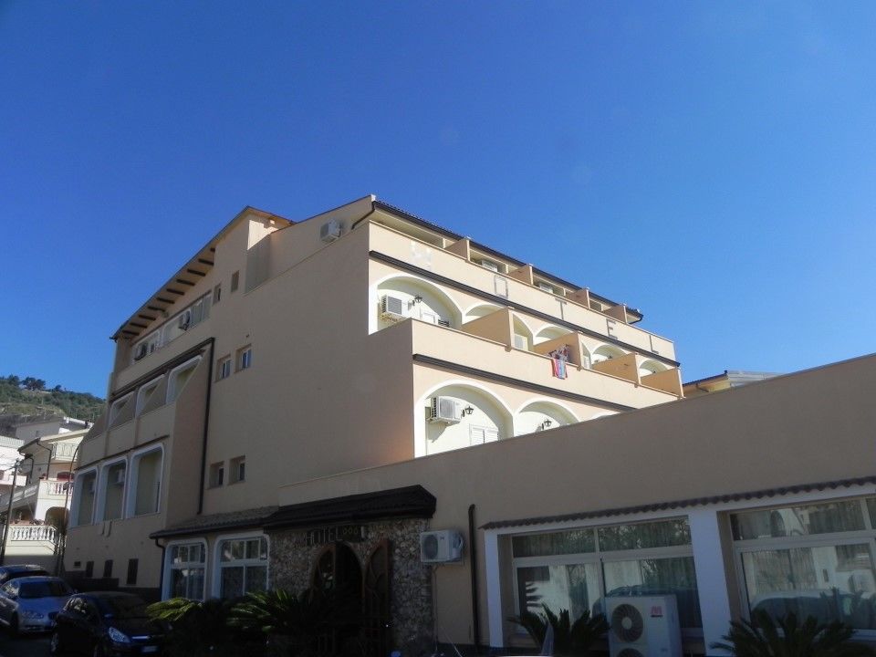 Terrazzo Sul Mare 3*